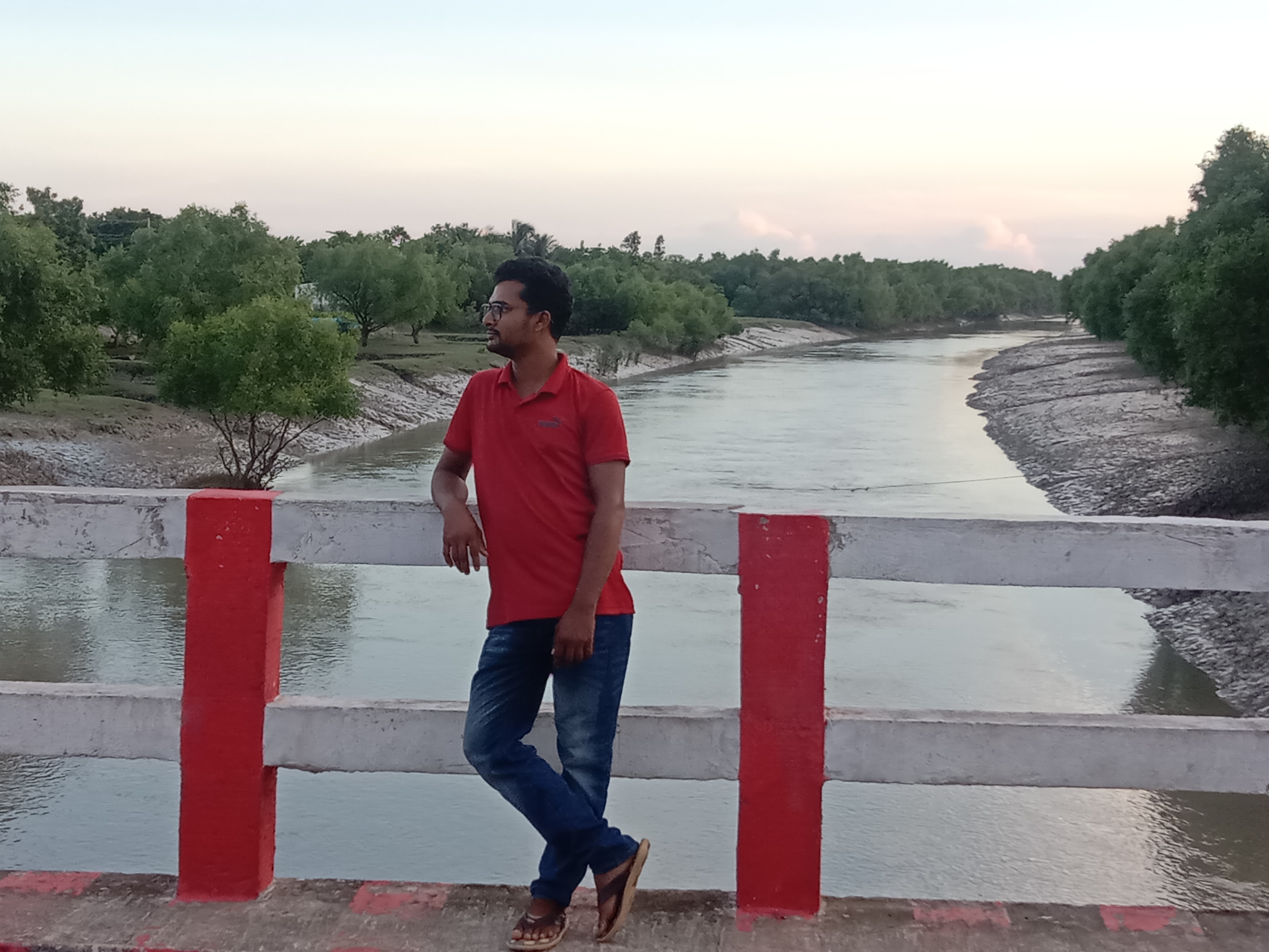 Md Mukul Hossain